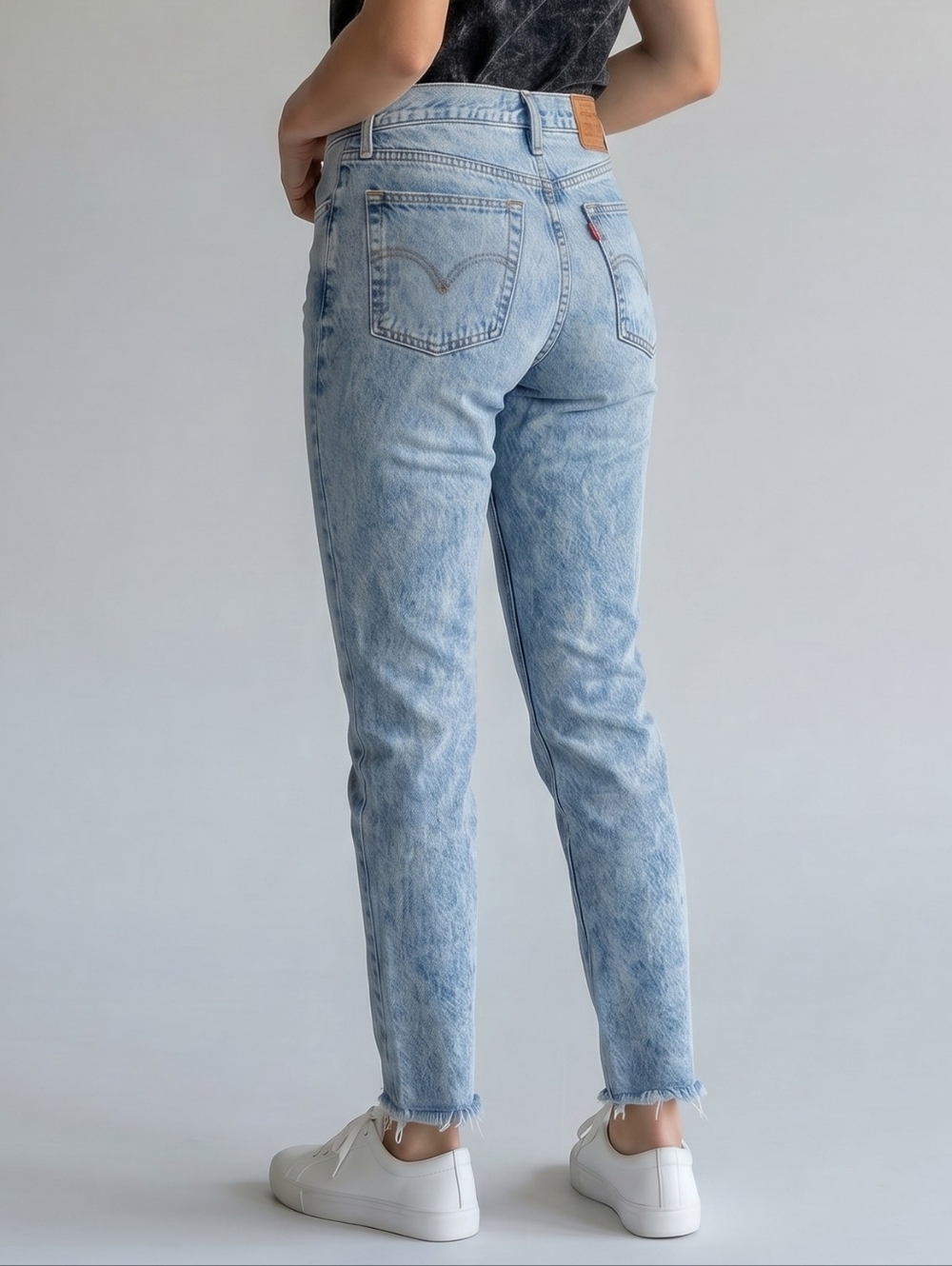 Levi's Wedgie Light Wash Jeans with Frayed Hem 27